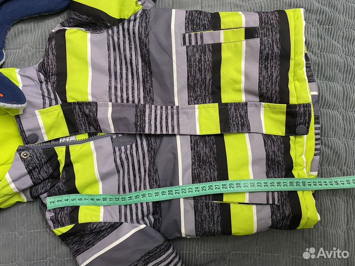 Зимняя яркая куртка на мальчика 104