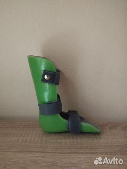 Тутор на голеностопный сустав левый