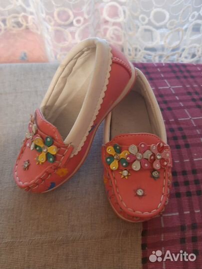 Продам макасины на девочку