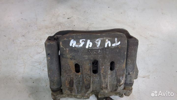 Суппорт Lexus IS, 1999