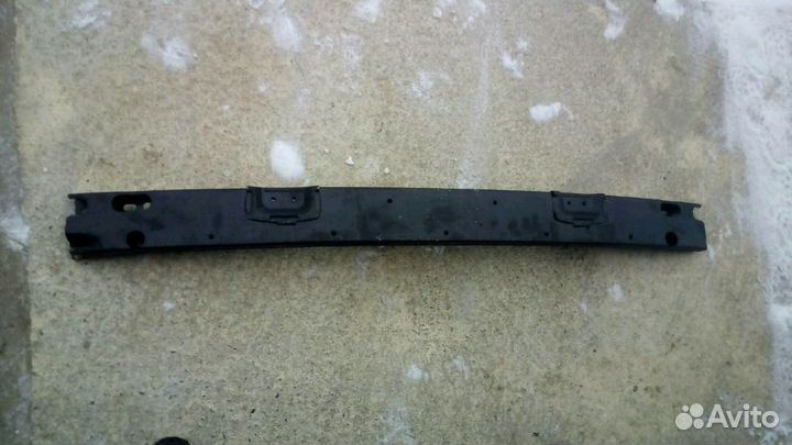 Усилитель заднего бампера Тойота Рав4 v40