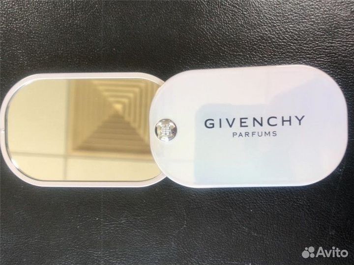 Зеркало givenchy