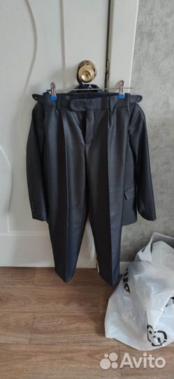 Костюм на мальчика новый р. 134