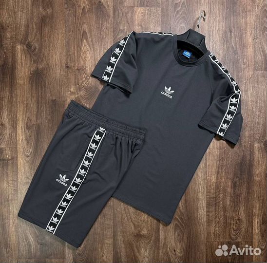 Спортивный костюм Adidas (Футболка+шорты)