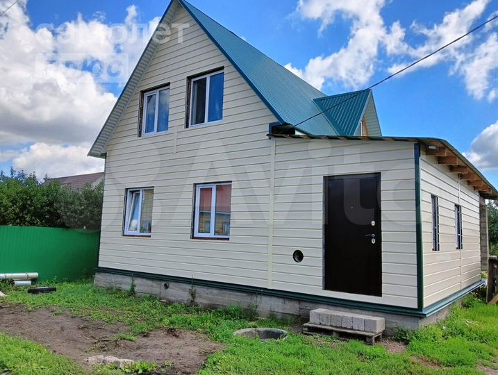 Дом 98 м² на участке 4 сот.