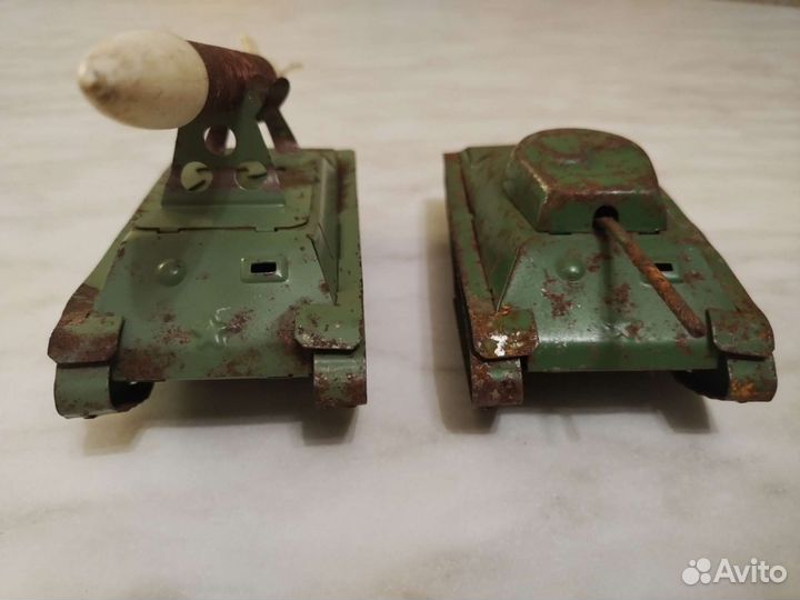 Модели военные, игрушки СССР, инерционные