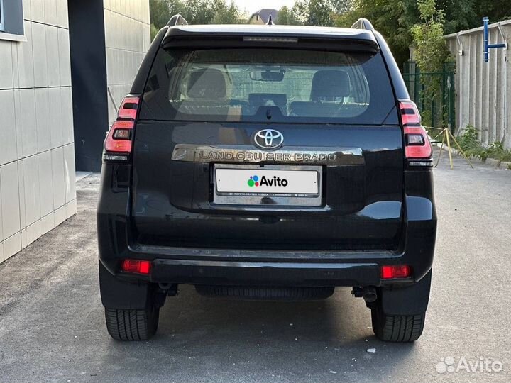 Toyota Land Cruiser Prado, 2022