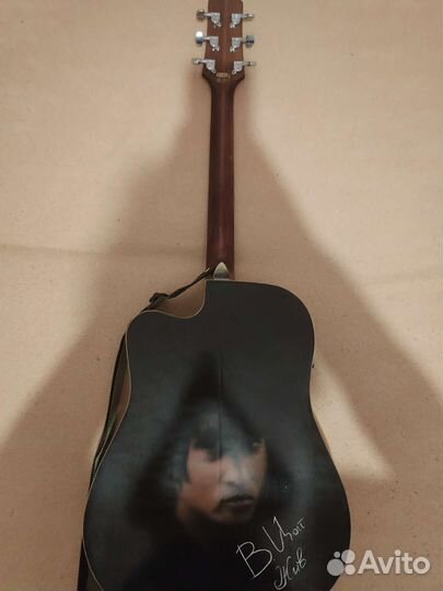 Полуакустическая гитара со звукоснимателем StarSun