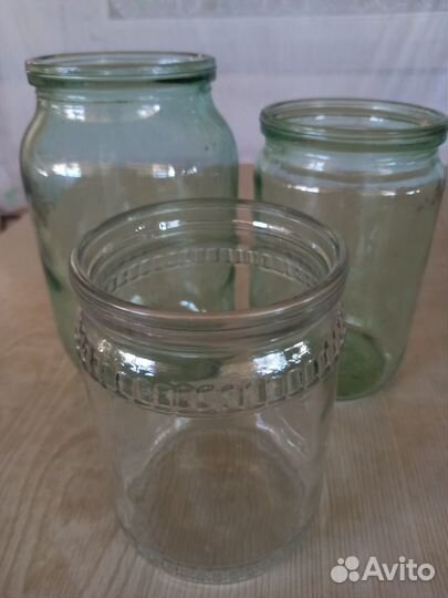 Банки с крышками