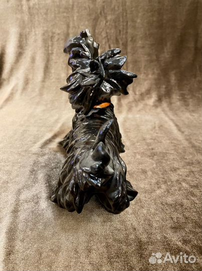 Собака.Германия.Антикварный фарфор
