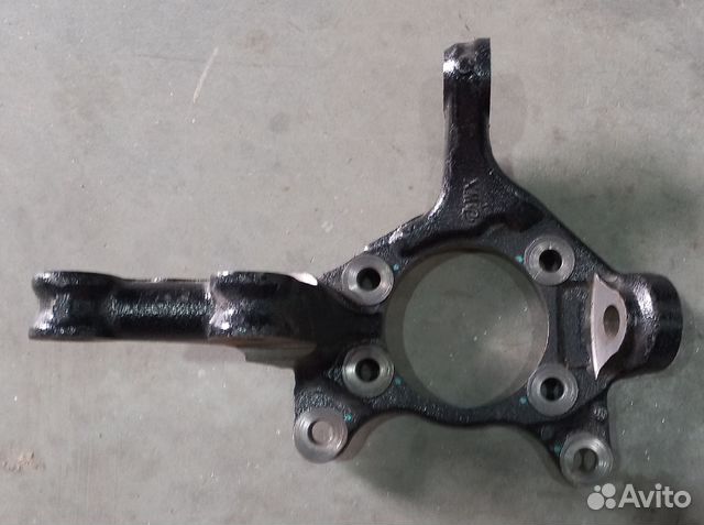 Кулак поворотный правый C2304611 для Cebrium lifan