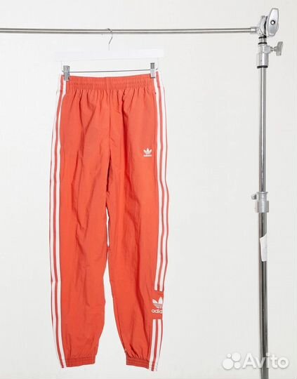 Спортивные штаные из нейлона adidas originals
