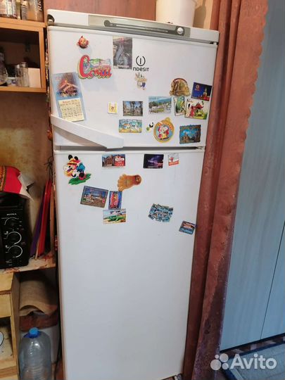 Холодильник б/у