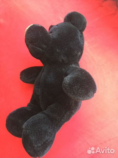 Медведь плюшевый