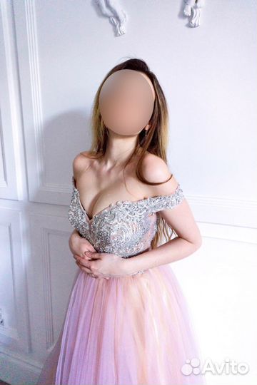 Розовое дизайнерское платье Terani Couture