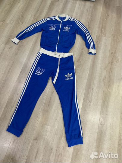 Спортивный костюм adidas