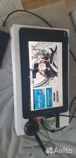 Графический планшет с экраном