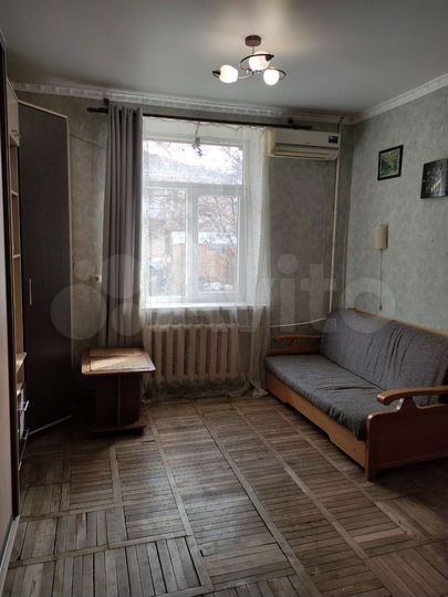 Комната 20 м² в 1-к., 1/2 эт.