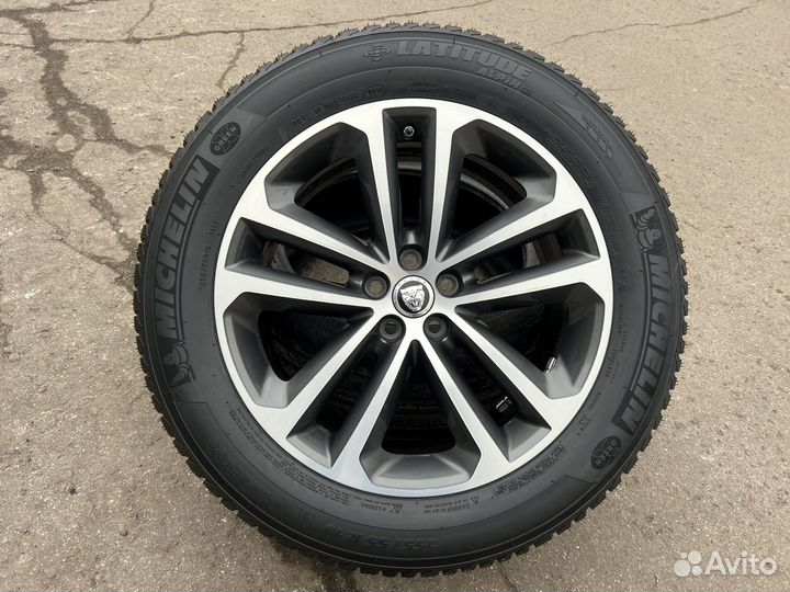 Колеса зимние на Jaguar F-Pace R19 оригинал