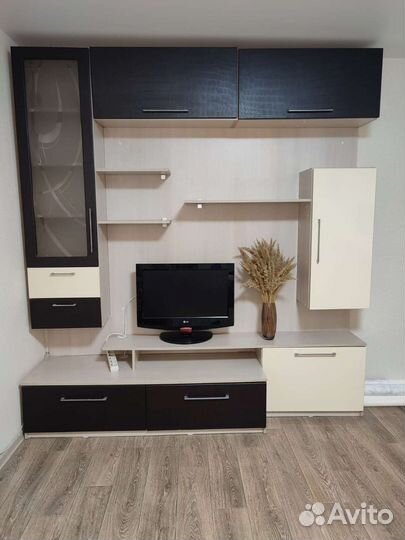 Шкаф стенка