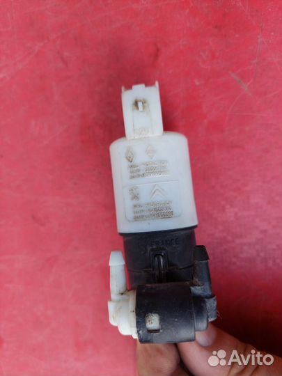 Насос омывателя стекла Citroen C4