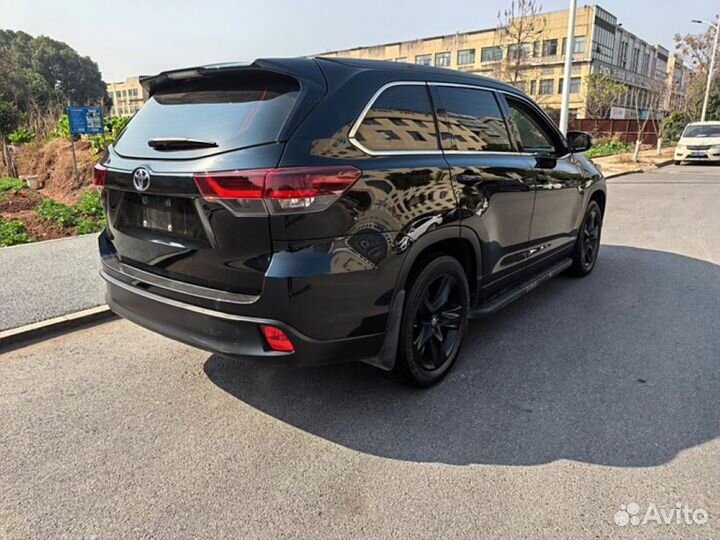 Toyota Highlander 2.0 AT, 2021, 41 925 км