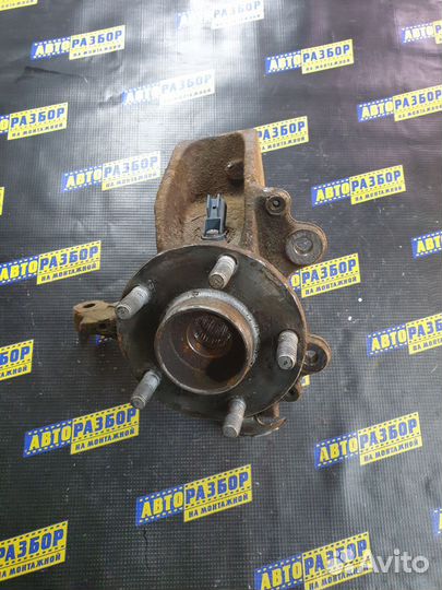 Кулак поворотный передний правый Форд Фокус 2