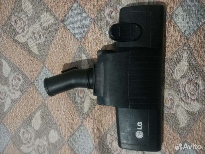 Щетки и фильтр(Bork) для пылесоса