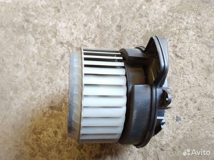 Моторчик печки Ауди А6С7