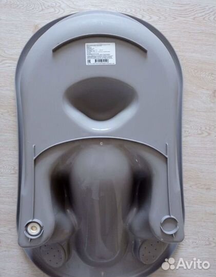 Ванночка для купания с горкой