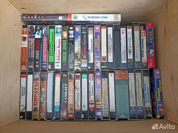 Видеокассеты с фильмами