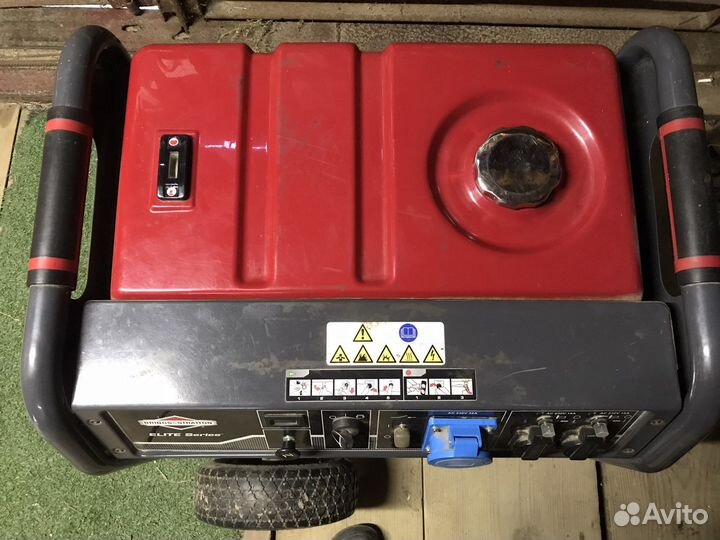 Бензиновый генератор