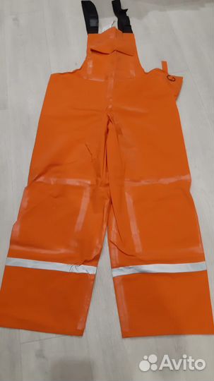 Костюм водонепроницаемый