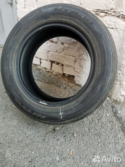 Nitto NT830 215/60 R16 99