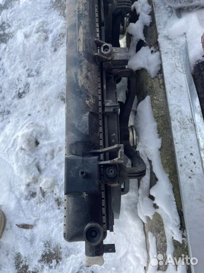 Радиатор двс Subaru impreza gg2 gd3 МКПП