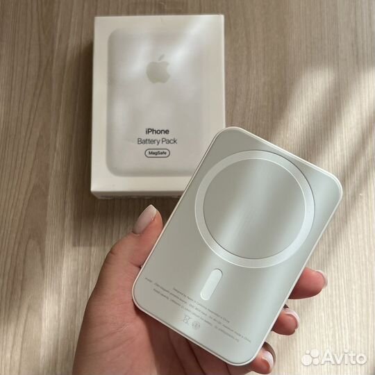 Magsafe battery pack для iPhone