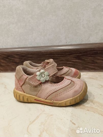 Ботинки для девочки