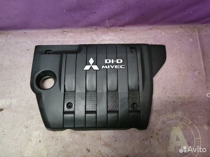 Декоративная крышка двигателя Mitsubishi Outlander