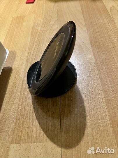 Беспроводная зарядка Samsung