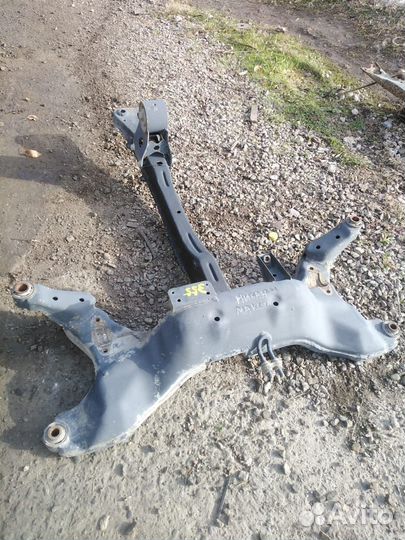 Подрамник Ниссан Максима / Nissan Maxima