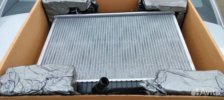 Радиатор охлаждения ford fiesta