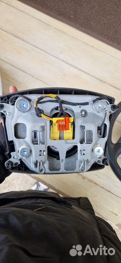 Подушка безопасности руля VW Touareg (7L) 2.5 TDI