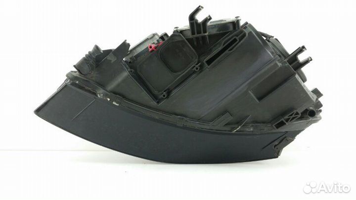 Фара правая Audi A4 8K2 2010