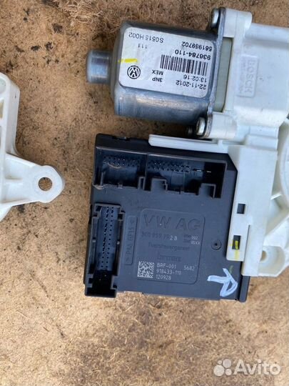 Моторчик стеклоподъемника Volkswagen Jetta 6