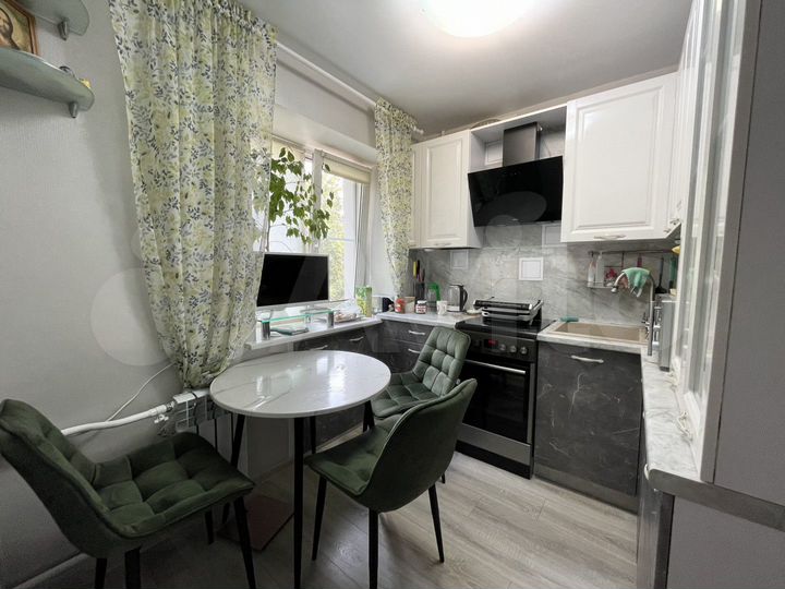 2-к. квартира, 44 м², 3/5 эт.