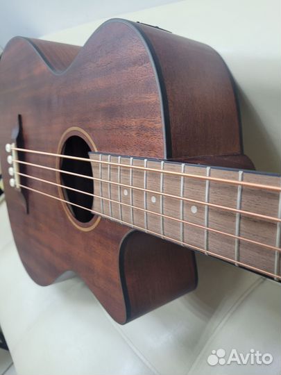 Акустическая бас гитара Dean новая