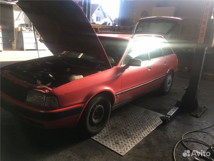 Разбор на запчасти Audi 80 (B4) 1991-1994