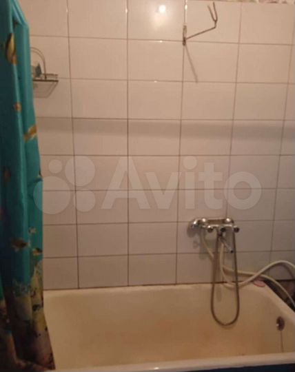 Комната 12 м² в 5-к., 4/5 эт.