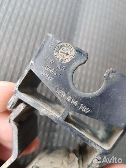 Верхние развальные рычаги, задние пружины Jetta 5