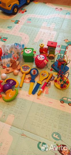 Развивающие игрушки пакетом
